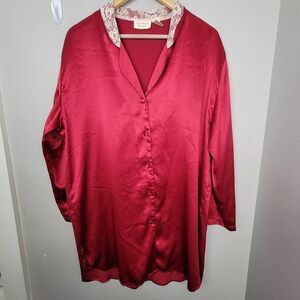 Victoria’s Secret Vintage Lace Collar Button Front Nightgown Night Shirt Red M/L